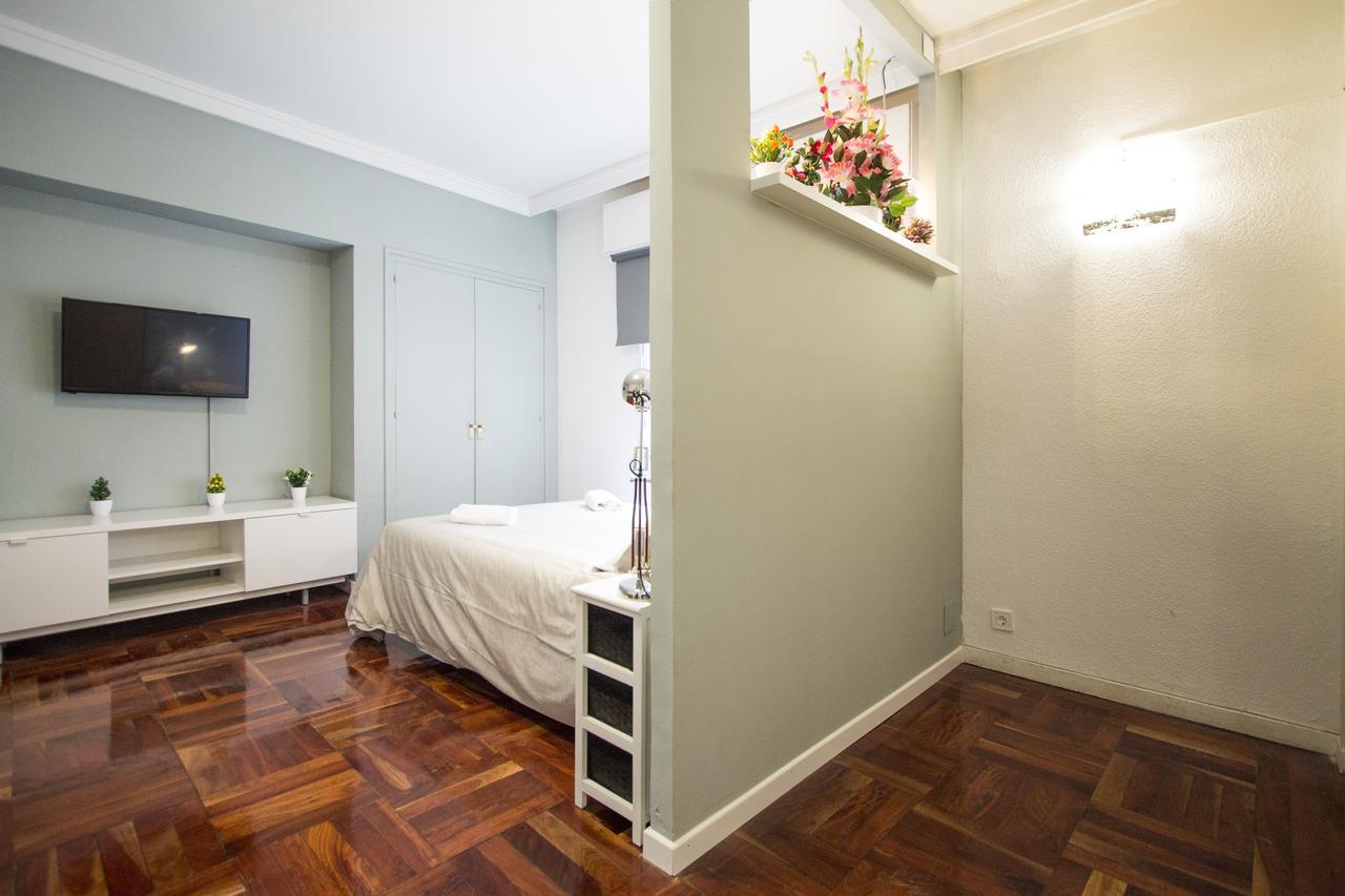 Apartamentos Rialto 마드리드 외부 사진